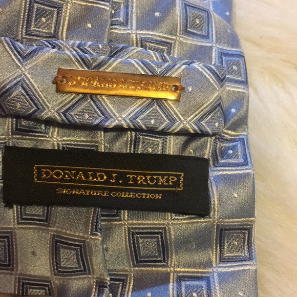 Donald trump tie